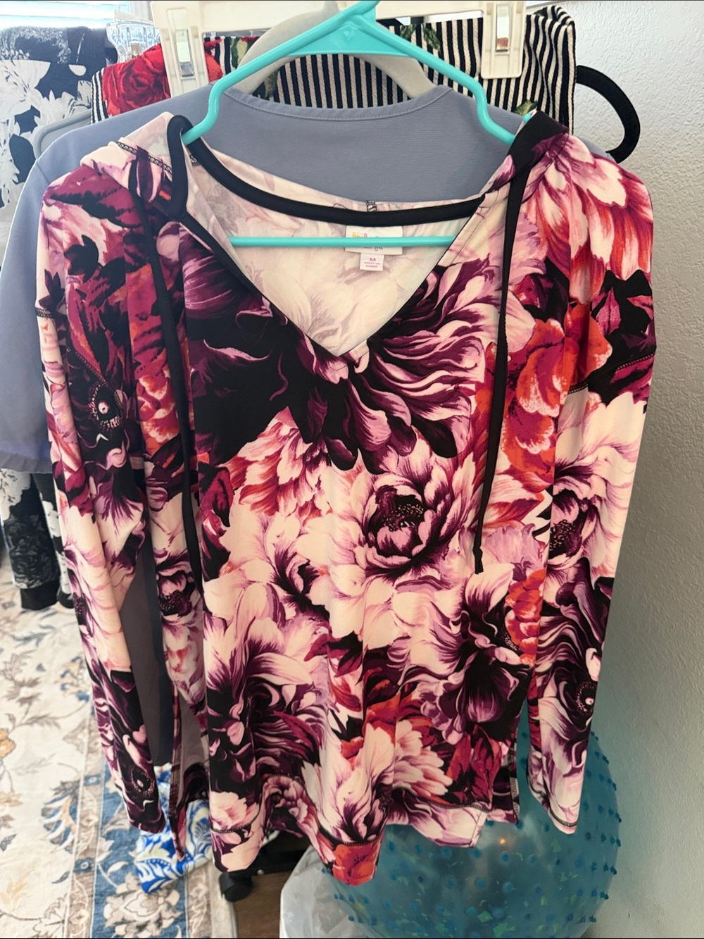 LuLaRoe Floral V-Neck Hoodie in Pink and Purple